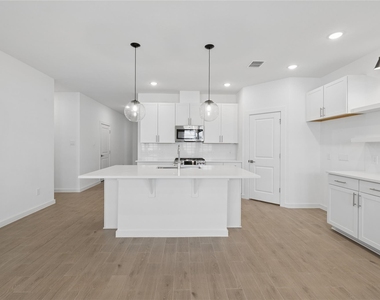 8434 Tranquil Bay Court - Photo Thumbnail 8