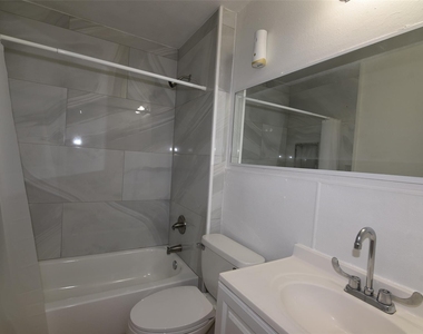 6414 Grape Street - Photo Thumbnail 15