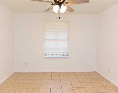 6414 Grape Street - Photo Thumbnail 14