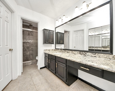 3402 Hidden Creek Drive - Photo Thumbnail 13
