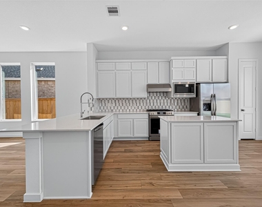11119 Poplar Tree Dr - Photo Thumbnail 16