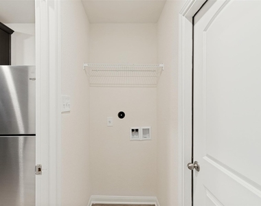 23104 Shakespeare Drive - Photo Thumbnail 10