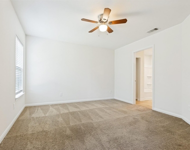 23104 Shakespeare Drive - Photo Thumbnail 12