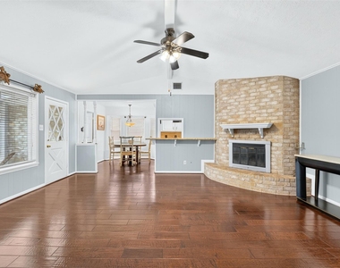 12823 Westhorpe Drive - Photo Thumbnail 2