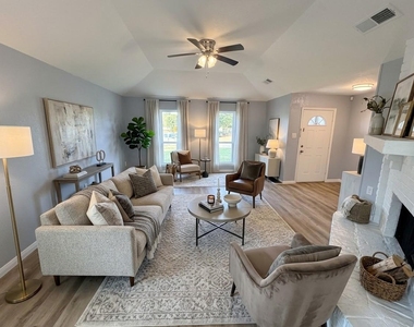 8707 Sherrywood Drive - Photo Thumbnail 6