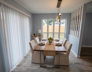 8707 Sherrywood Drive - Photo Thumbnail 7