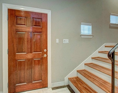 5729 Kiam Street - Photo Thumbnail 1