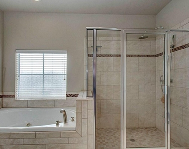 5729 Kiam Street - Photo Thumbnail 7