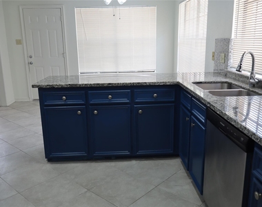 9911 Sagegreen Drive - Photo Thumbnail 20