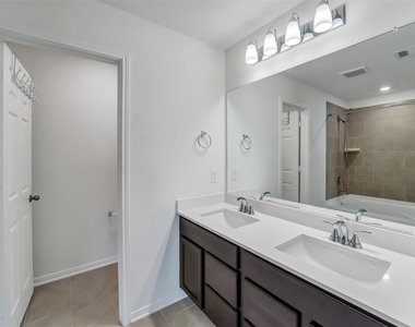 2844 Grand Anse Drive - Photo Thumbnail 19