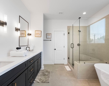 3415 Baer Street - Photo Thumbnail 9