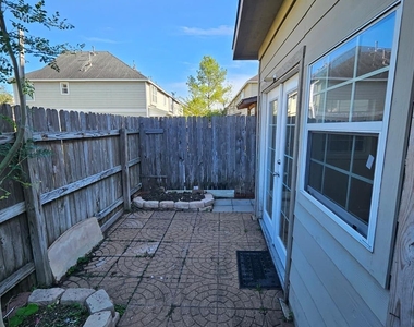 13122 Stratford Skies Lane - Photo Thumbnail 25