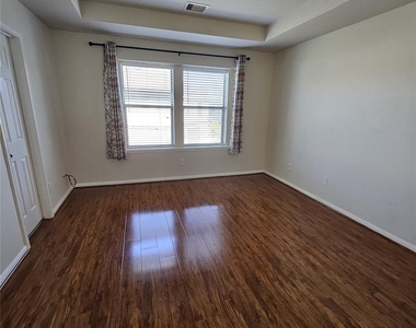 13122 Stratford Skies Lane - Photo Thumbnail 22