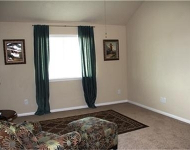 24135 Mckinzie Ridge - Photo Thumbnail 7