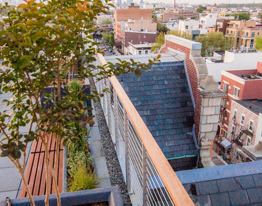 215 Richardson St - Photo Thumbnail 2