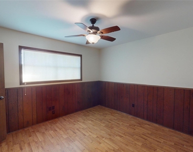 413 Elm Drive - Photo Thumbnail 18