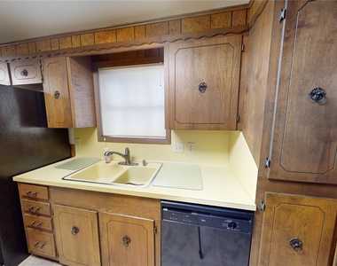413 Elm Drive - Photo Thumbnail 10