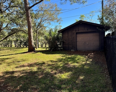 413 Elm Drive - Photo Thumbnail 32