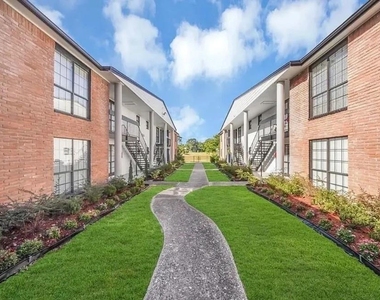3316 N Macgregor Way - Photo Thumbnail 14