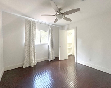 102 E Mistybreeze Circle - Photo Thumbnail 22