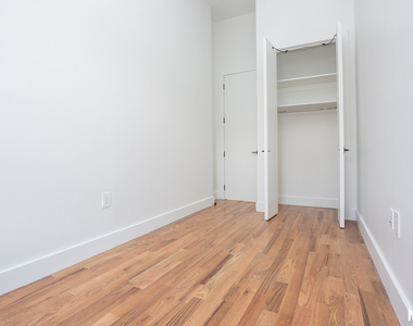 776 Hart St - Photo Thumbnail 16
