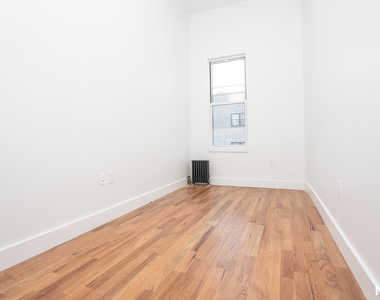 776 Hart St - Photo Thumbnail 14