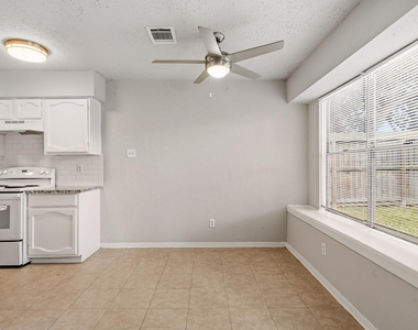 1310 Mossridge Drive - Photo Thumbnail 4