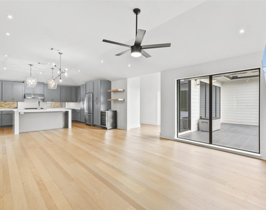 2703 Tannehill Drive - Photo Thumbnail 8