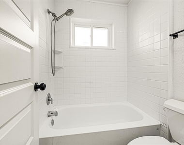 2239 Pilgrims Point Drive - Photo Thumbnail 19