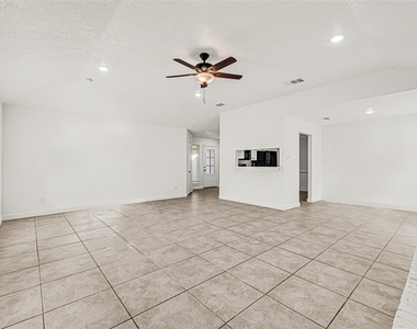 2239 Pilgrims Point Drive - Photo Thumbnail 10