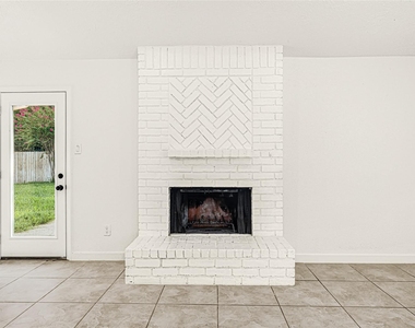 2239 Pilgrims Point Drive - Photo Thumbnail 11