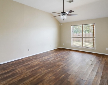 16210 Coral Bay Street - Photo Thumbnail 9