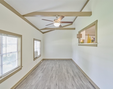 220 Belmont Street - Photo Thumbnail 6