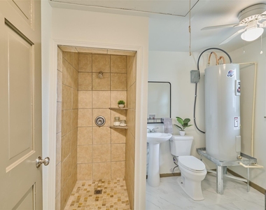 220 Belmont Street - Photo Thumbnail 22