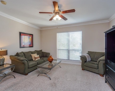 2299 Lone Star Drive - Photo Thumbnail 4