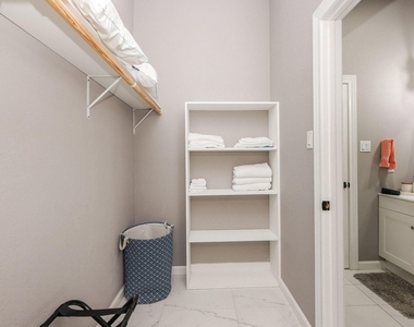 5830 Doolittle Boulevard - Photo Thumbnail 35