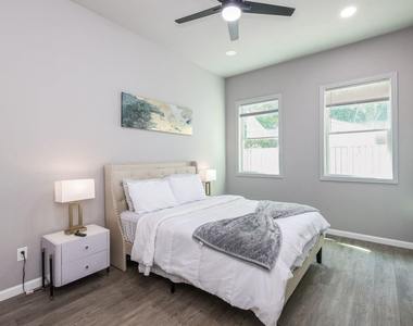 5830 Doolittle Boulevard - Photo Thumbnail 33
