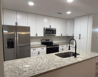6731 Blue Ridge Drive - Photo Thumbnail 5