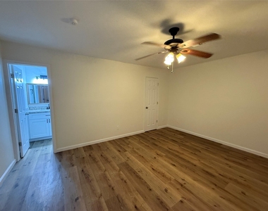 6731 Blue Ridge Drive - Photo Thumbnail 7