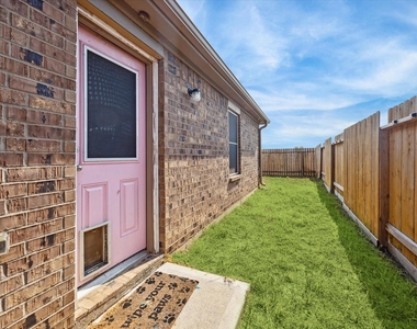 517 Amberwood Park Drive - Photo Thumbnail 29