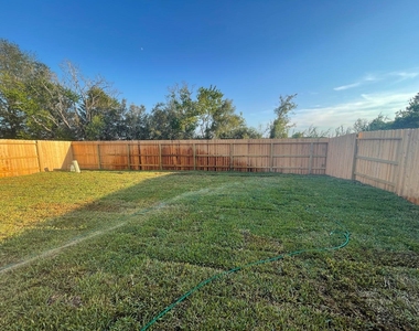 31511 Silverthorne Bush Drive - Photo Thumbnail 10