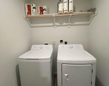 5211 Red Drum Dr - Photo Thumbnail 10