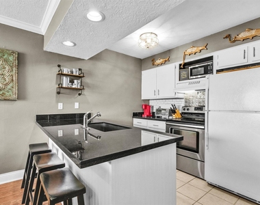 12500 Melville Drive - Photo Thumbnail 23