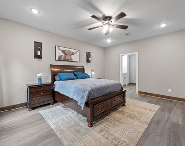376 Jill Street - Photo Thumbnail 19