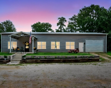 376 Jill Street - Photo Thumbnail 6