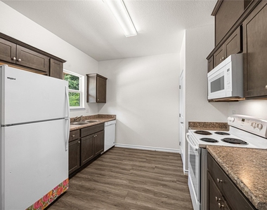 28096 Seven Sisters Road - Photo Thumbnail 6