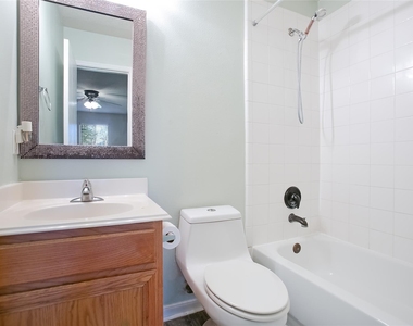 9823 Cassowary Drive - Photo Thumbnail 21