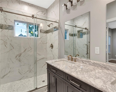 6824 Dumble Street - Photo Thumbnail 11