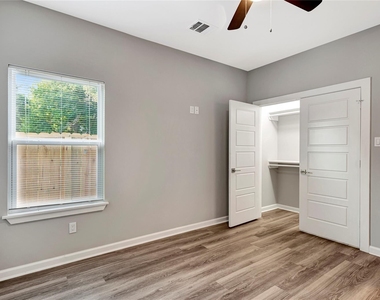 6824 Dumble Street - Photo Thumbnail 39