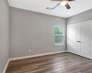 6824 Dumble Street - Photo Thumbnail 38